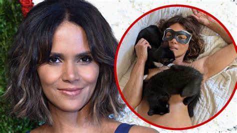 cat nude|Halle Berry poses topless with kittens for Catwoman 20th。